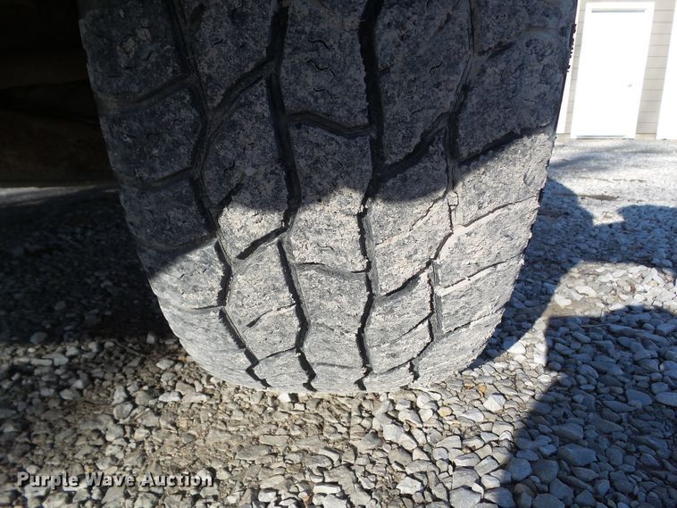 image for item EM9860 2004 Nissan Xterra SE SUV