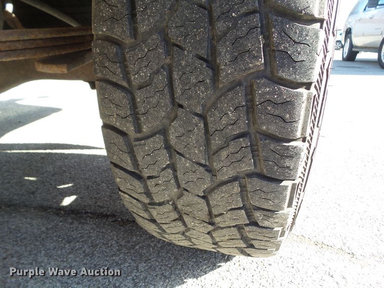 image for item EM9894 2004 Toyota Tundra Double Cab pickup truck