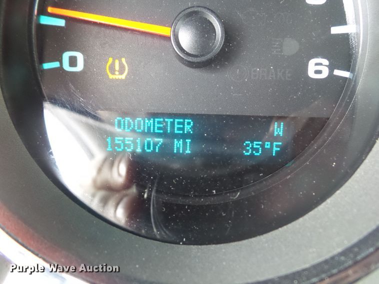 image for item EM9895 2010 Chevrolet Silverado 1500 Crew Cab pickup truck