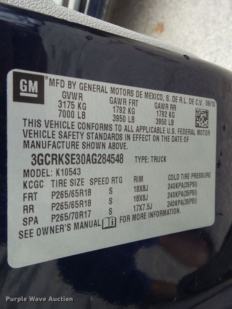 image for item EM9895 2010 Chevrolet Silverado 1500 Crew Cab pickup truck