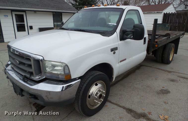 image for item EM9896 2003 Ford F550 Super Duty flatbed truck