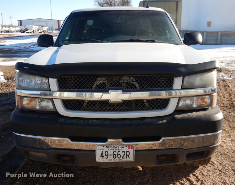 image for item ER9777 2003 Chevrolet Silverado 2500HD Ext. Cab pickup truck