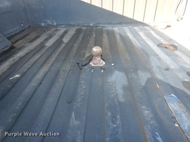 image for item ER9777 2003 Chevrolet Silverado 2500HD Ext. Cab pickup truck