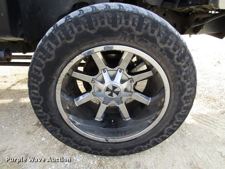 image for item FD9329 2007 Chevrolet Silverado 2500HD Crew Cab pickup truck