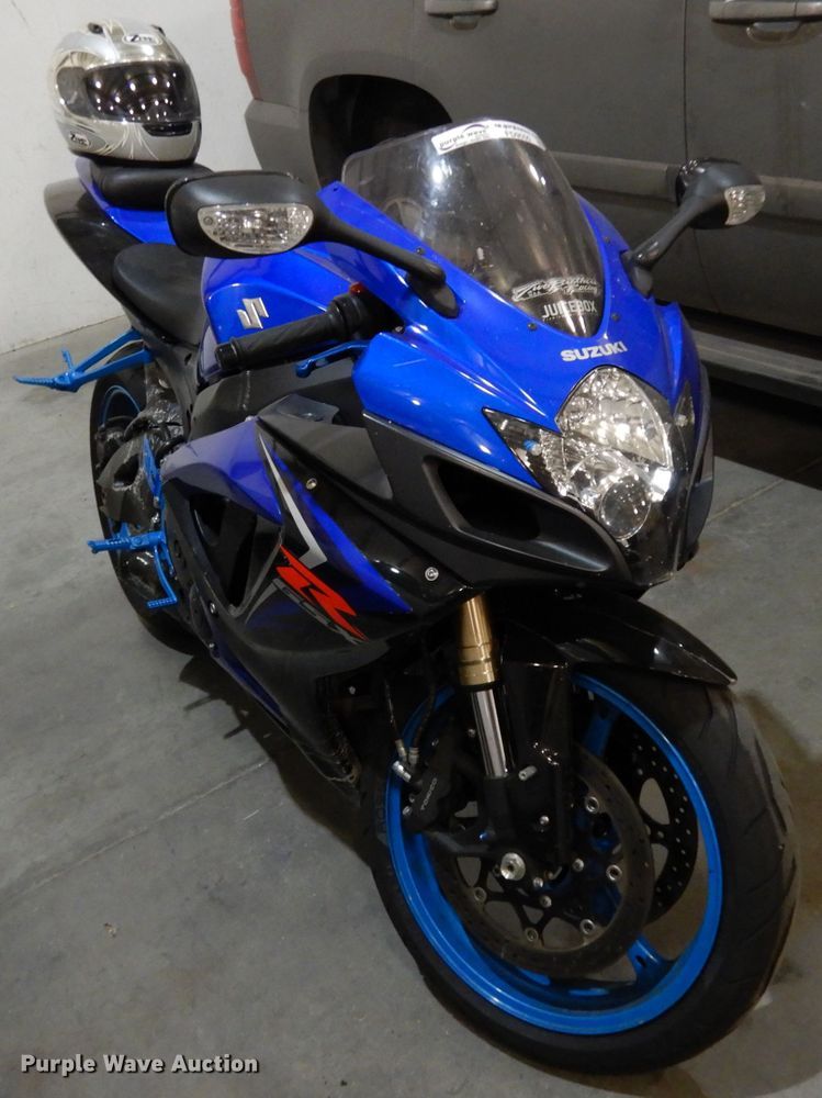 image for item FD9550 2007 Suzuki FX-R600K7 motorcycle