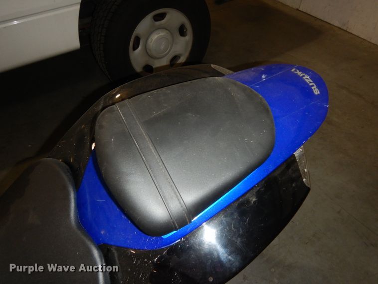 image for item FD9550 2007 Suzuki FX-R600K7 motorcycle