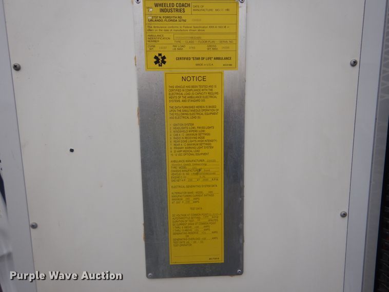 image for item FF9168 2005 Ford E450 Super Duty ambulance