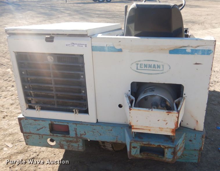 image for item FF9195 Tennant 365 sweeper