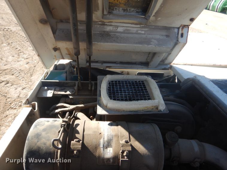 image for item FF9195 Tennant 365 sweeper