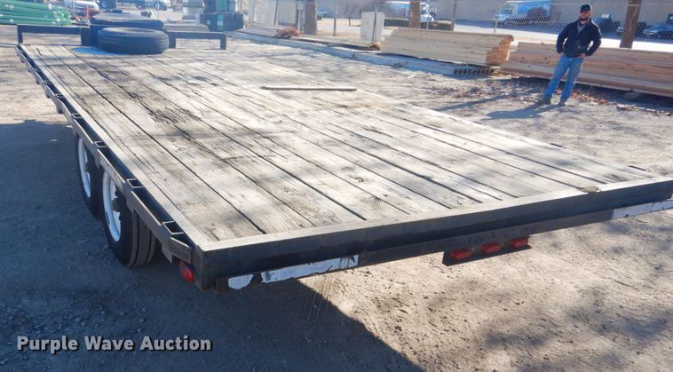 image for item FF9196 2004 Starlite utility trailer