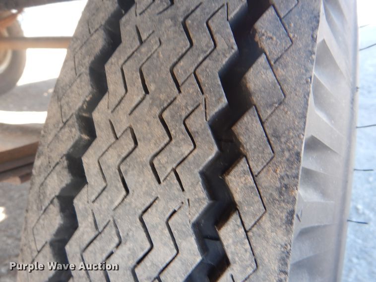 image for item FF9196 2004 Starlite utility trailer