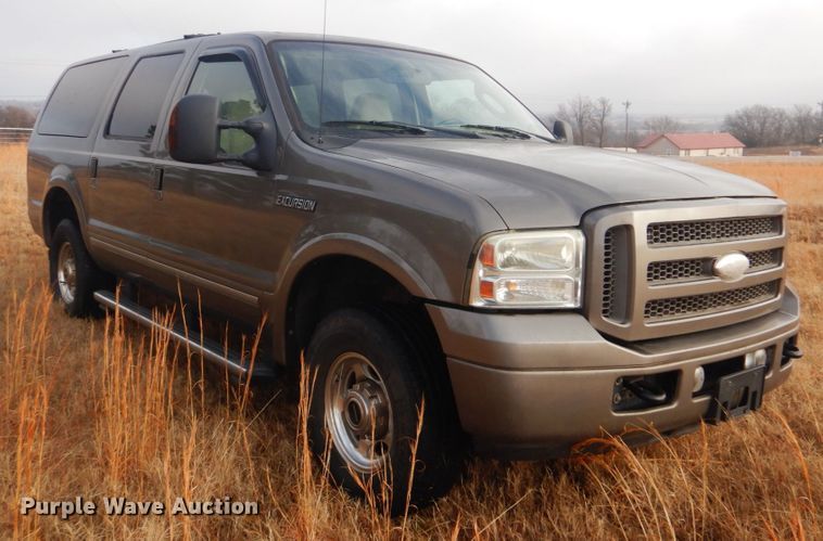 image for item FF9201 2005 Ford Excursion SUV