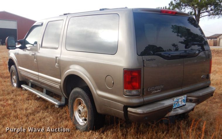 image for item FF9201 2005 Ford Excursion SUV