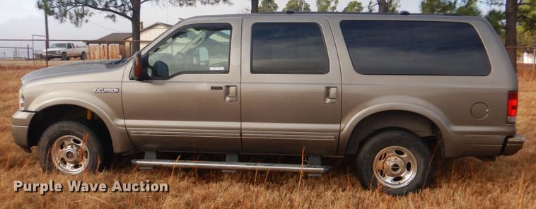image for item FF9201 2005 Ford Excursion SUV