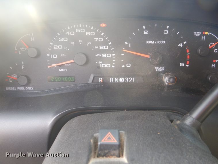 image for item FF9201 2005 Ford Excursion SUV