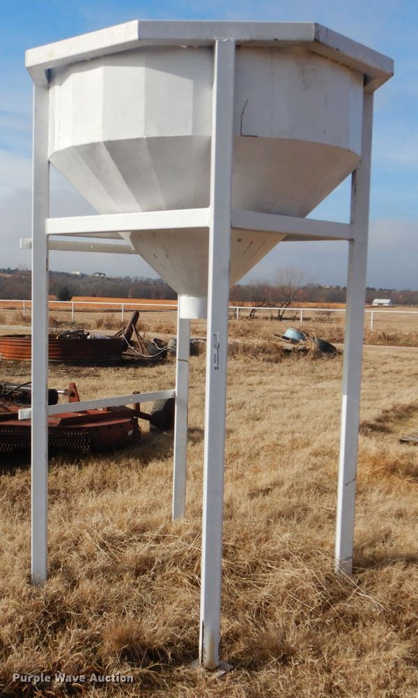 image for item FF9202 Feeder