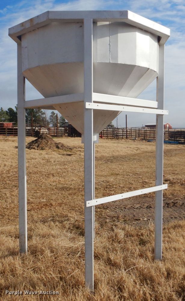 image for item FF9202 Feeder