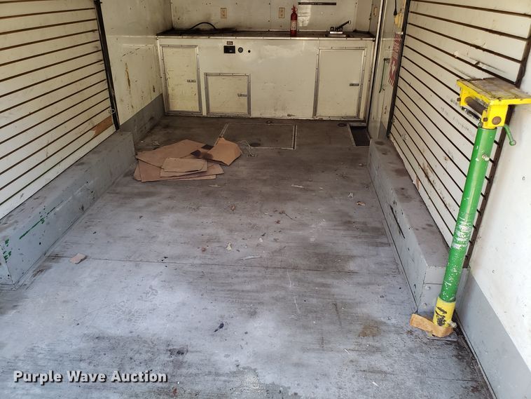 image for item GA9356 2003 Coose enclosed cargo trailer
