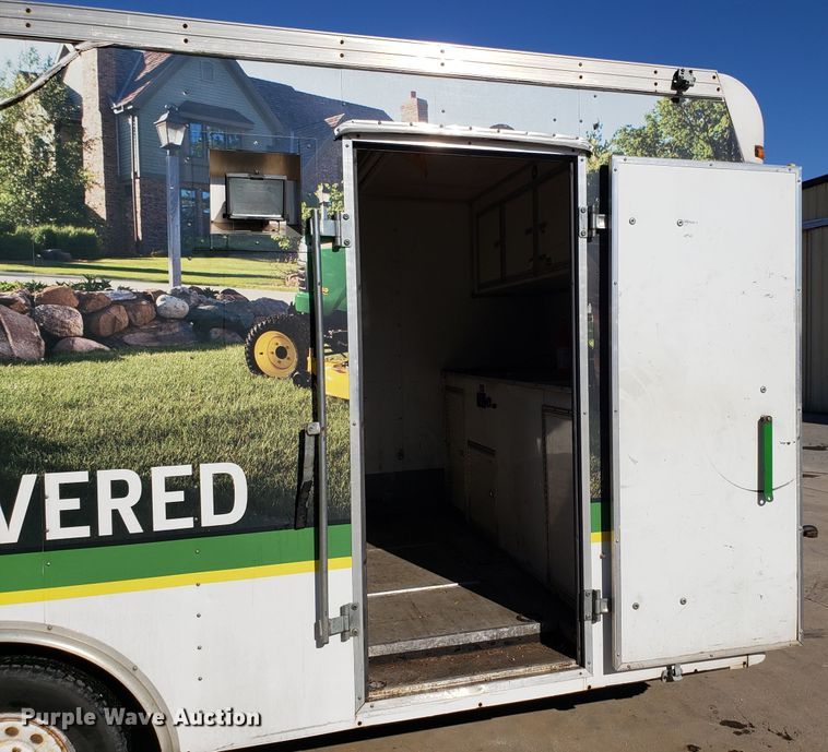 image for item GA9356 2003 Coose enclosed cargo trailer