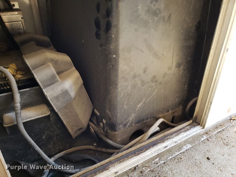 image for item GA9356 2003 Coose enclosed cargo trailer