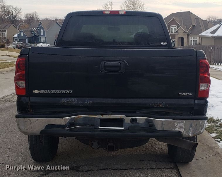 image for item GA9358 2006 Chevrolet Silverado 2500HD Ext. Cab pickup truck