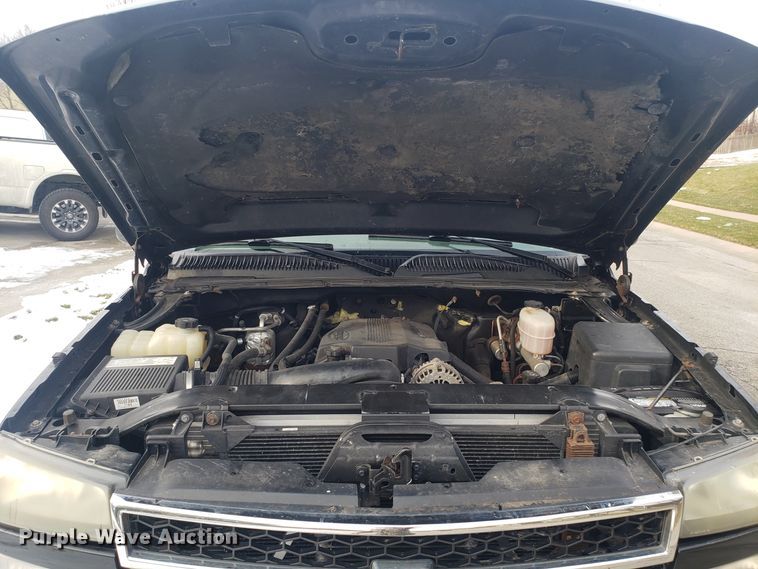 image for item GA9358 2006 Chevrolet Silverado 2500HD Ext. Cab pickup truck