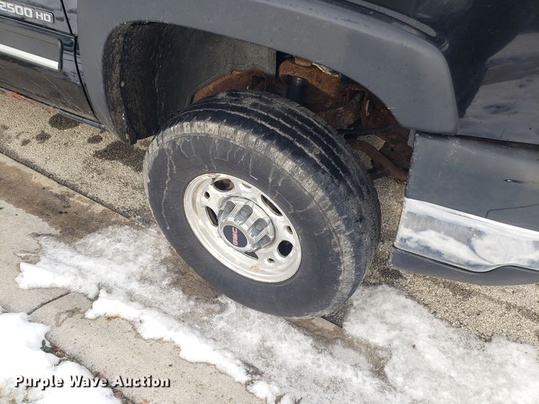 image for item GA9358 2006 Chevrolet Silverado 2500HD Ext. Cab pickup truck