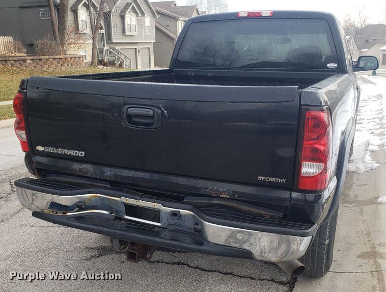 image for item GA9358 2006 Chevrolet Silverado 2500HD Ext. Cab pickup truck