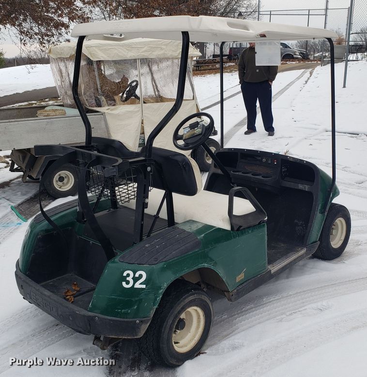 image for item GA9359 Ez-go golf cart