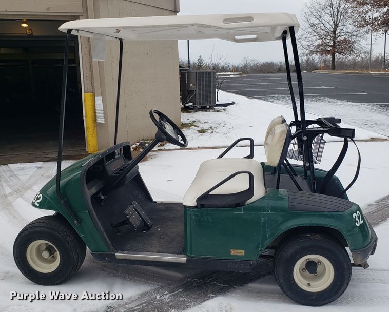 image for item GA9359 Ez-go golf cart