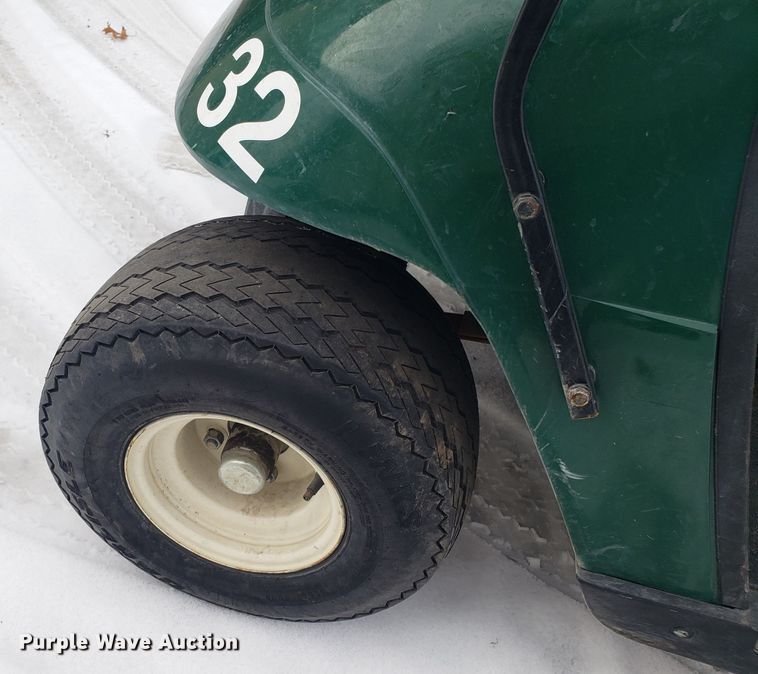 image for item GA9359 Ez-go golf cart