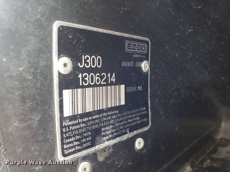 image for item GA9359 Ez-go golf cart