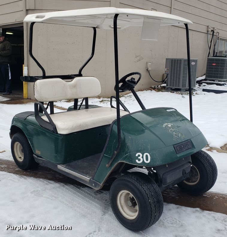 image for item GA9361 Ez-go golf cart