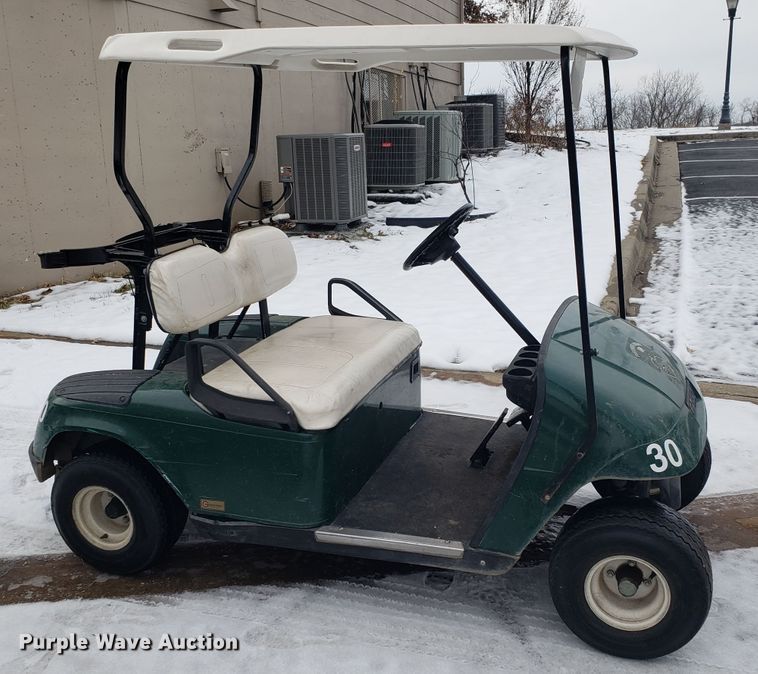 image for item GA9361 Ez-go golf cart