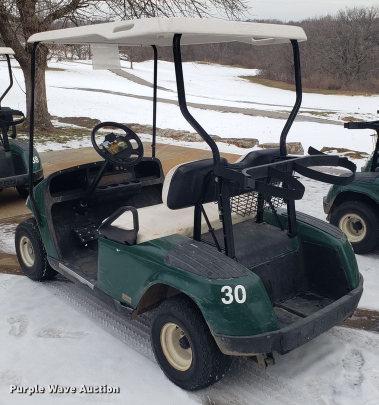 image for item GA9361 Ez-go golf cart