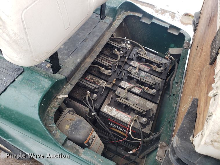 image for item GA9361 Ez-go golf cart