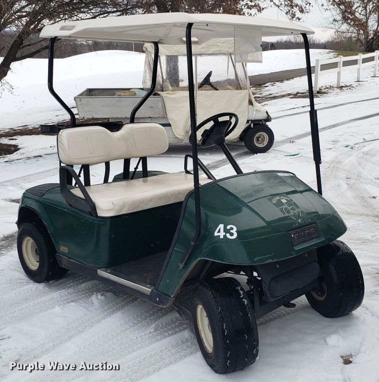 image for item GA9362 Ez-go golf cart
