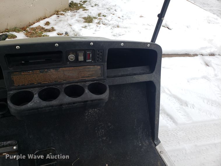 image for item GA9362 Ez-go golf cart