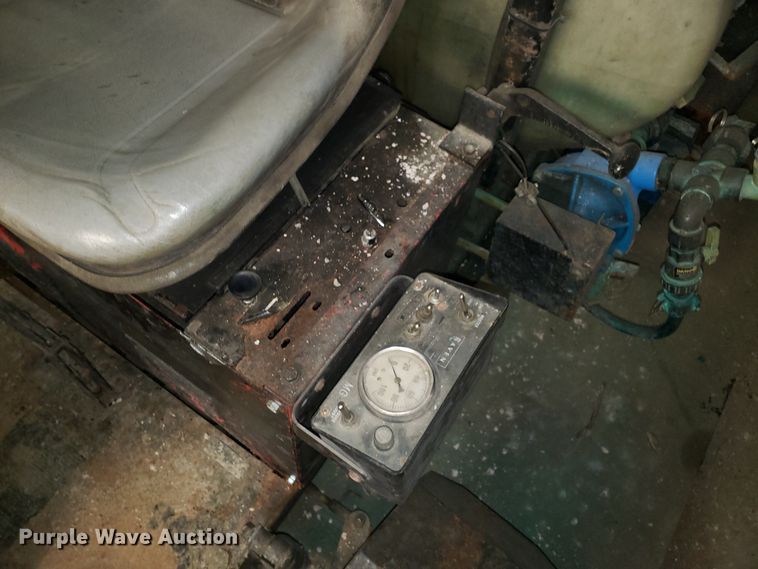 image for item GA9363 Toro Multipro 1100 sprayer