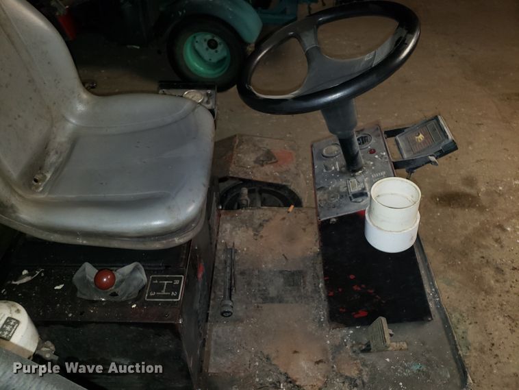 image for item GA9363 Toro Multipro 1100 sprayer