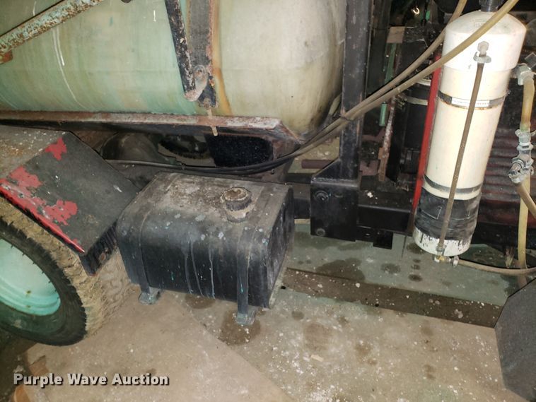 image for item GA9363 Toro Multipro 1100 sprayer