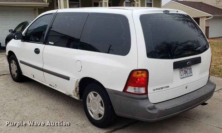 image for item GA9367 2003 Ford Windstar van