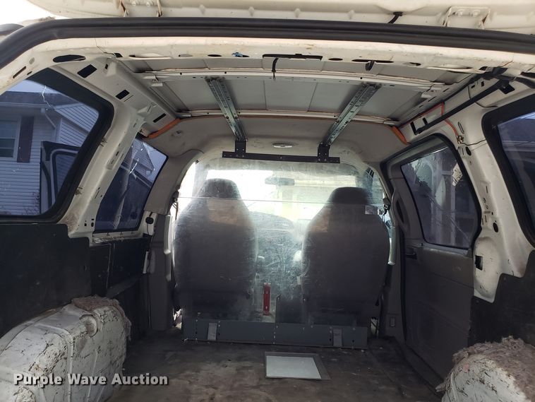 image for item GA9367 2003 Ford Windstar van