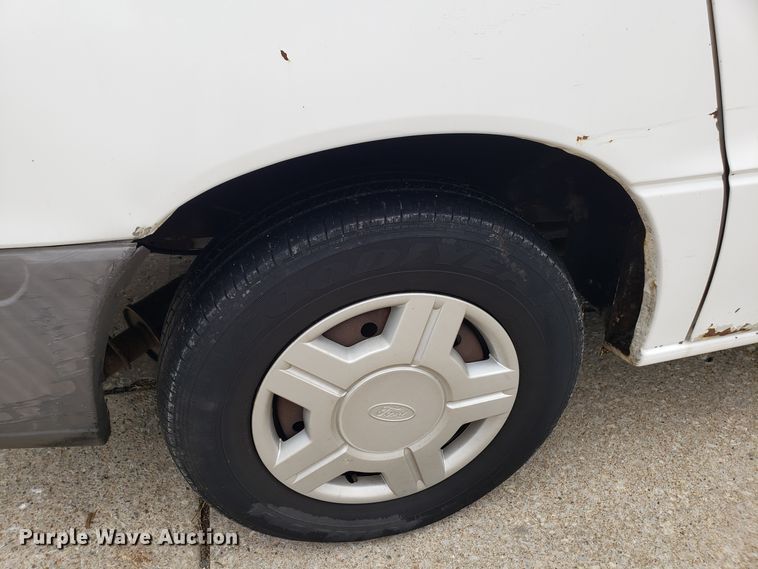 image for item GA9367 2003 Ford Windstar van