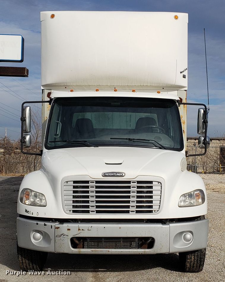 image for item GA9369 2009 Freightliner Business Class M2 side curtain box truck