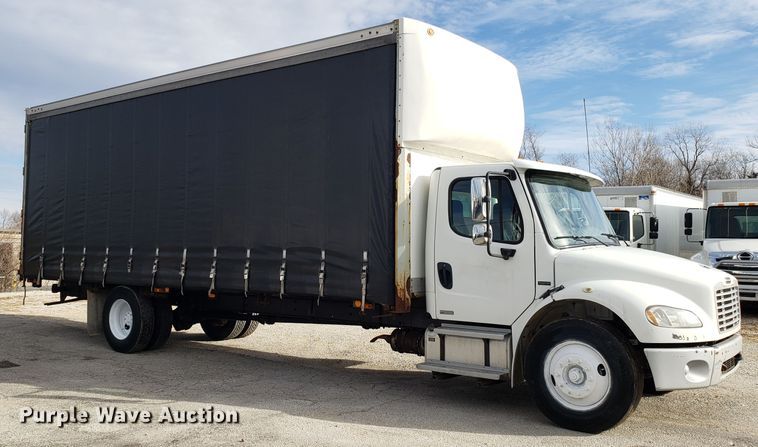 image for item GA9369 2009 Freightliner Business Class M2 side curtain box truck