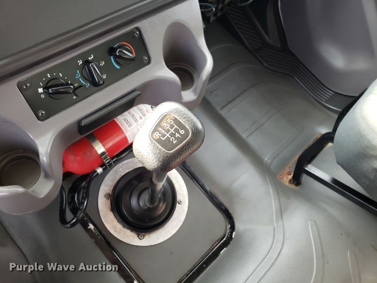 image for item GA9369 2009 Freightliner Business Class M2 side curtain box truck