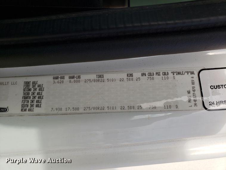 image for item GA9369 2009 Freightliner Business Class M2 side curtain box truck