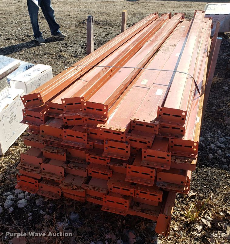 image for item GA9373 Pallet racking