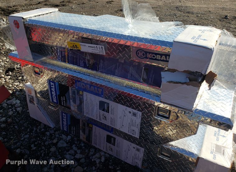 image for item GA9374 (6) aluminum toolboxes